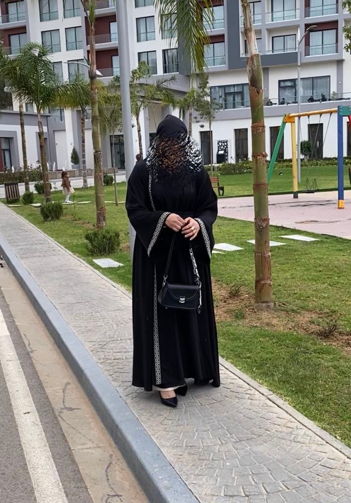 abaya noire dentelle complet